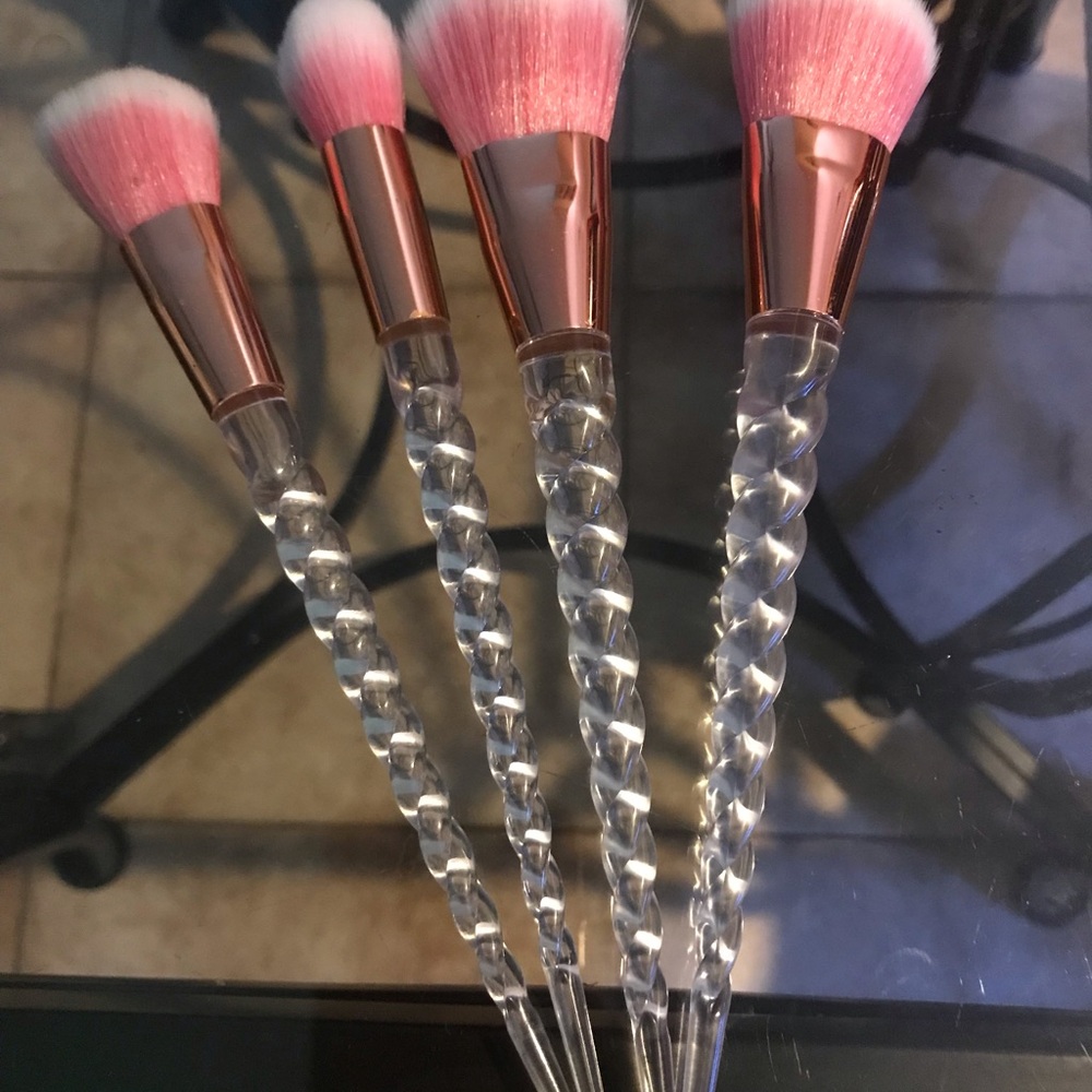 New Pink Unicorn Handle Makeup Brush Set – 4 Piece
